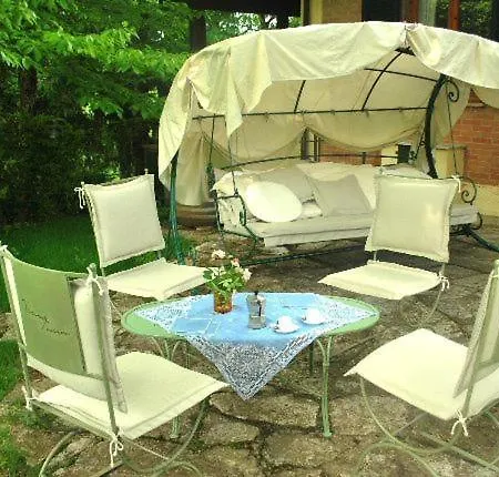 Sleeps 5 Pool Wifi