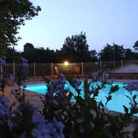 Sleeps 5 Pool Wifi * Sassetta