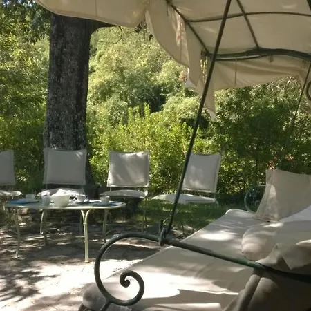 Sleeps 5 Pool Wifi