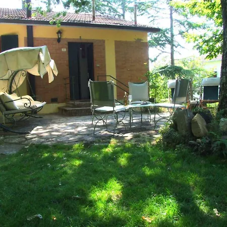 Sleeps 5 Pool Wifi Sassetta
